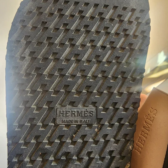 Chypre Tan Sandals - Picture 7 of 8